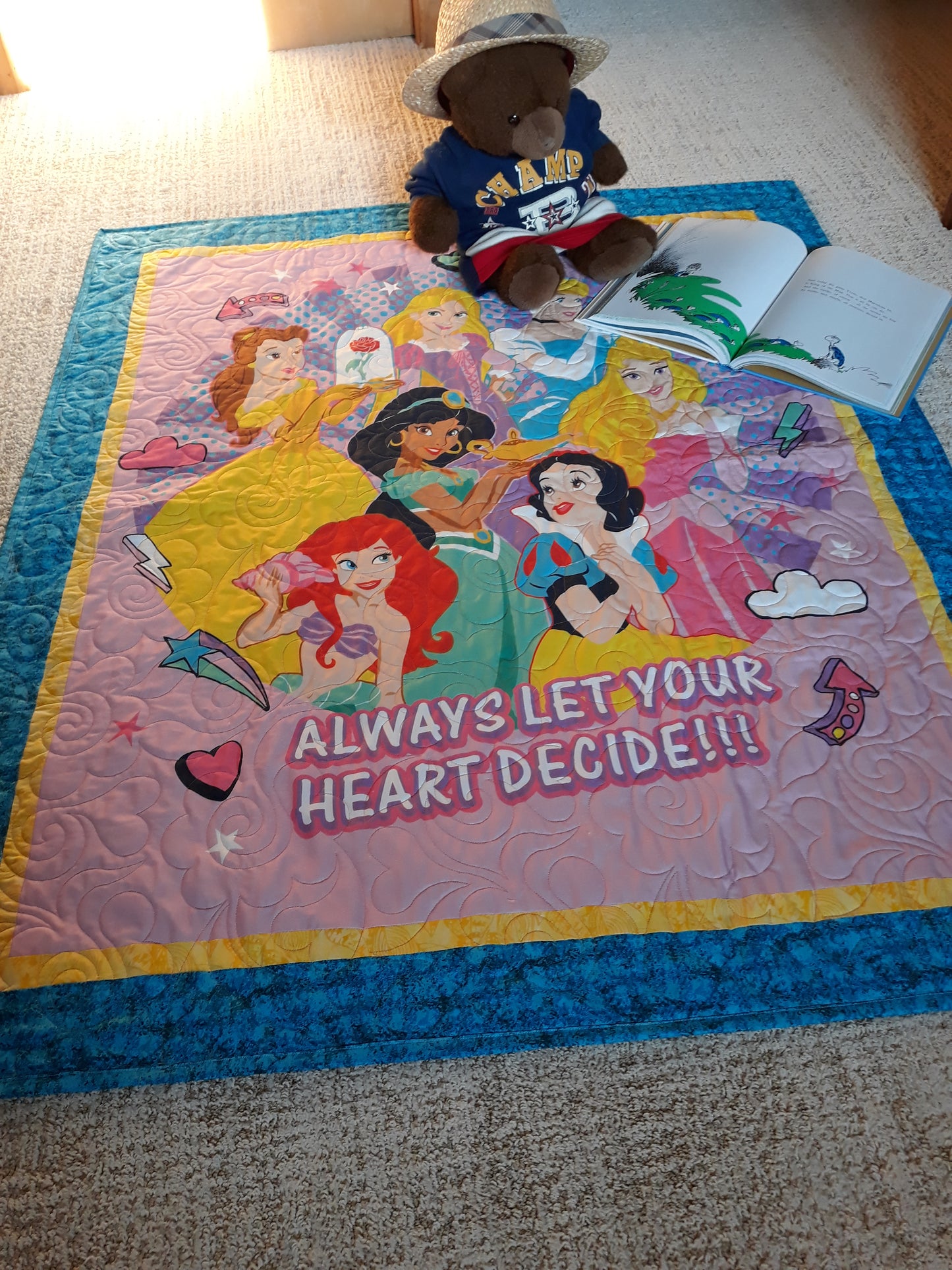 Princess Quilt Blanket Playmat for baby toddler - Ariel Aurora Jasmine Snow White Belle Cinderella Rapunzel - Large size 42 x 50 inches