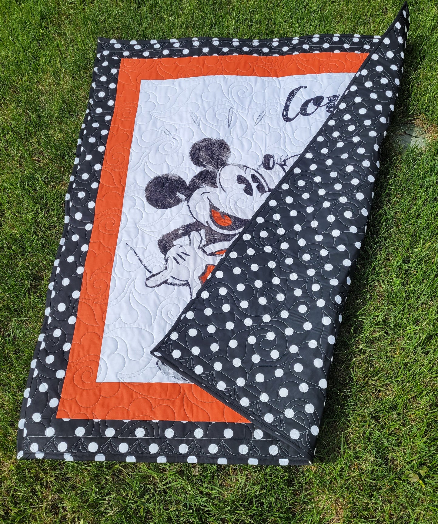 MIckey and Minnie Love Quilt Blanket Playmat for baby for toddler - Disney - approx 42 x 51 inches - Shower Gift - Bold Black White Orange